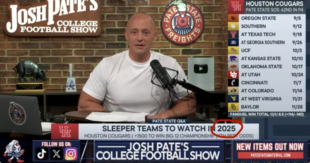SpiffyChristian's tweet photo. @JoshPateCFB “It looks like a typo, but it’s not”

Best part of the show https://t.co/JNTNBX2iUT