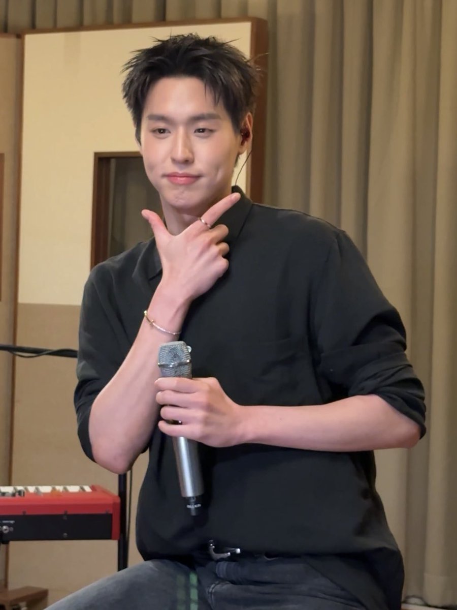 _poppy_only's tweet photo. ท่านสปอยมานานแล้ว แม่แม่ทายถูกมั้ย555
#CHECKLIST_ReleasePlan
#CHECKLIST #Bbillkin https://t.co/n0ZTNS3ILy