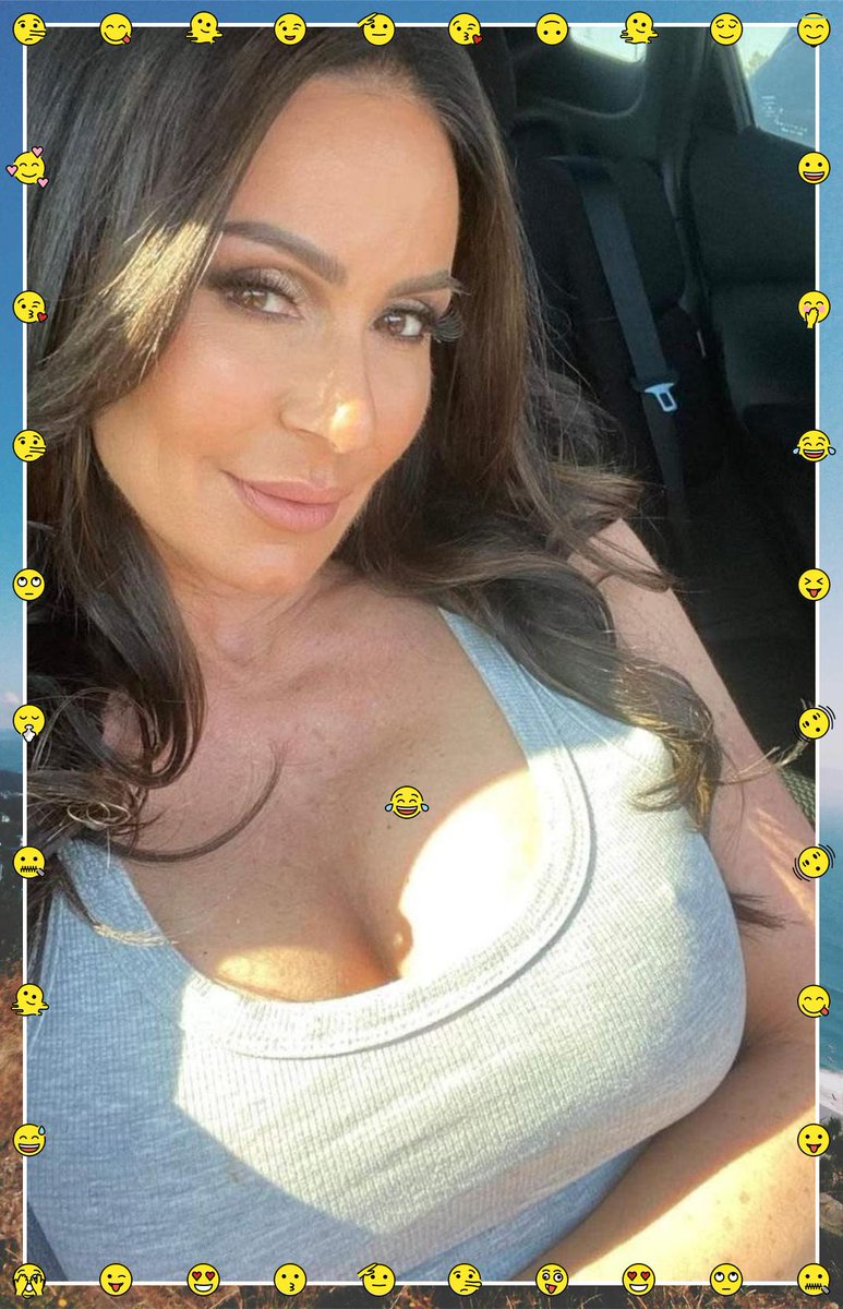 IrmaMurraysxdp's tweet photo. konak gömlek ☹   #alaçatı  nakliyat üniformalı heteroseksüellik @乂esKort乂@ @乂esCort乂@ https://t.co/PAECYzSfrk