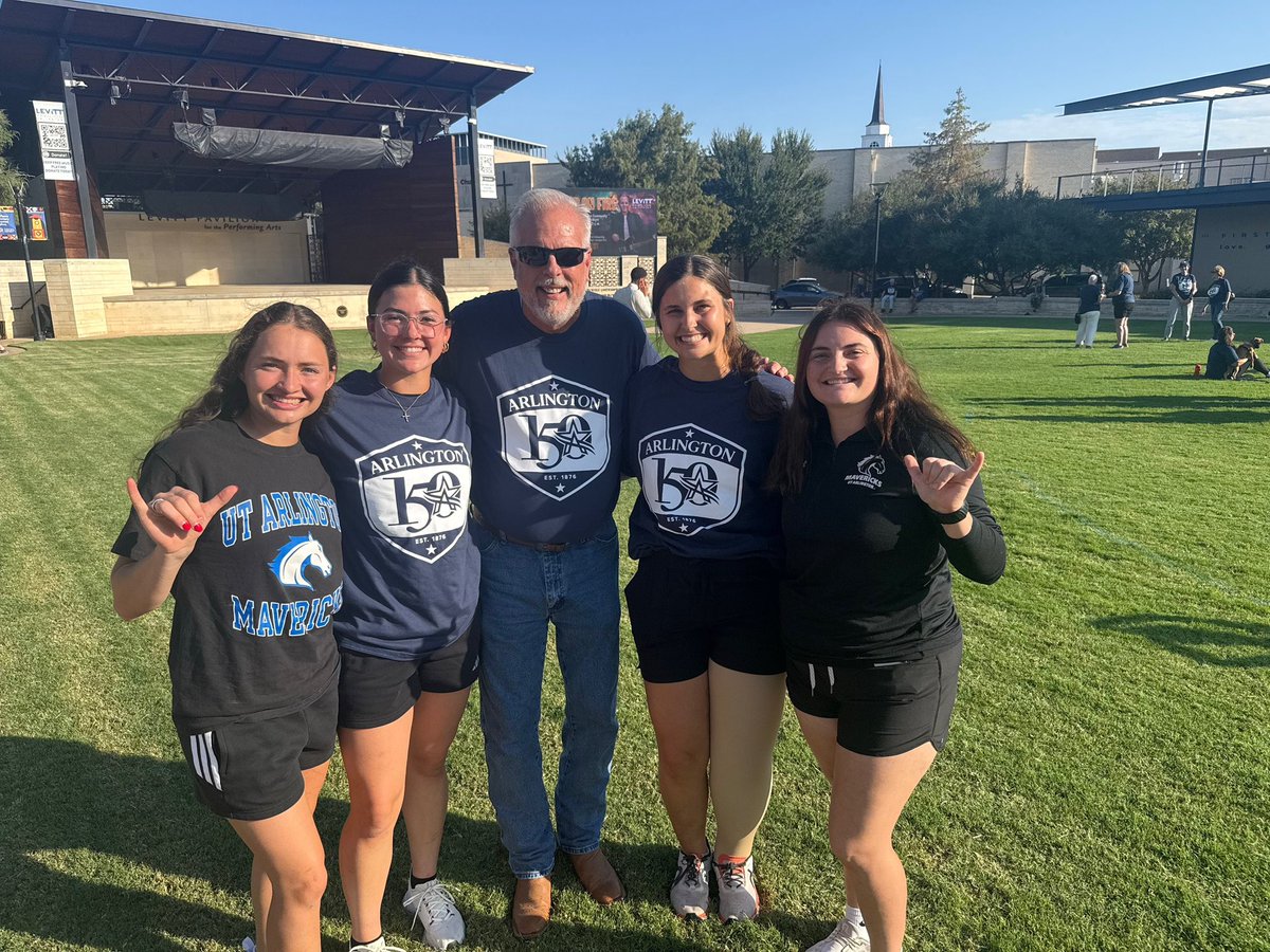 UTAMAVS's tweet photo. Helped celebrate @CityOfArlington’s 150th anniversary last night! 🌟 

Proud to be a part of the 817 community! 🤩

#BuckEm🐎 | #817Made https://t.co/5z4o2MpUEp