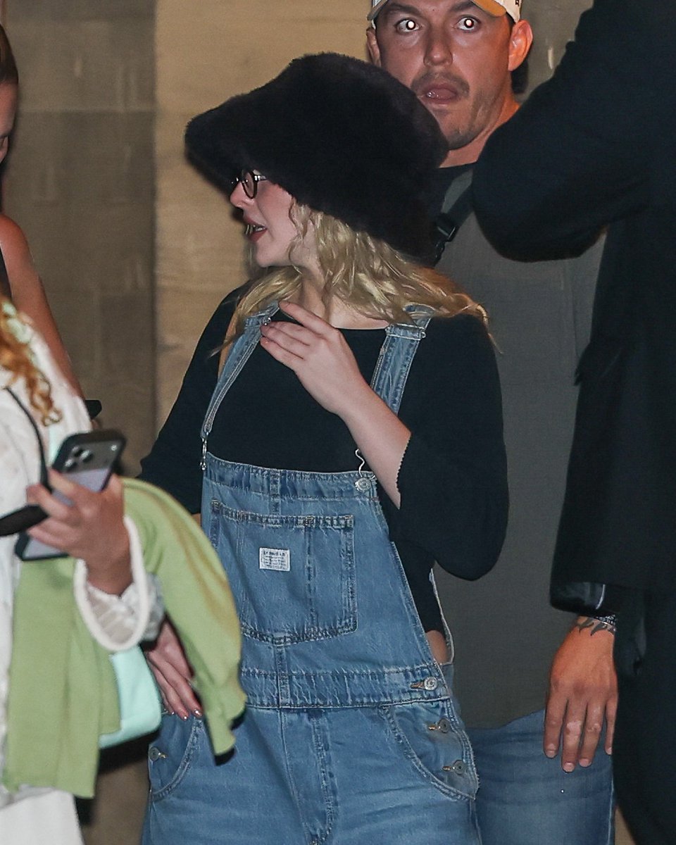 SCcandids's tweet photo. https://t.co/uIf77pA2jm