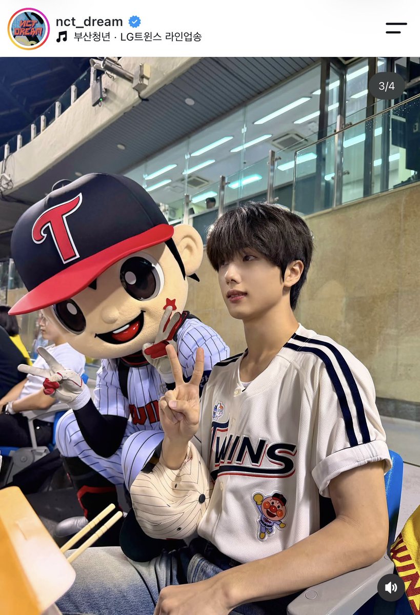 dpfwlmon's tweet photo. 인스타 오디오 선정 센스 미쳤다 ...... 아 지성♥︎엘지 https://t.co/n9YwYvnxmv