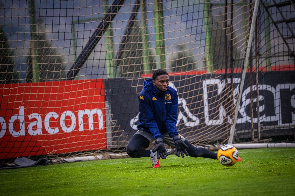 KaizerChiefs's tweet photo. Friday's training session ❤️✌🏼 #Amakhosi4Life https://t.co/unOAjHQwPc