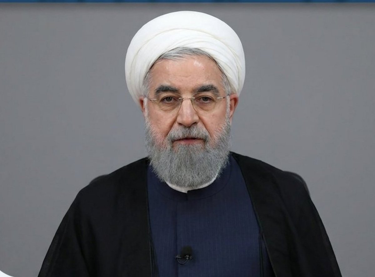 MHD__2000's tweet photo. حسن روحانی: 
مشکلات اقتصادی را ۱۰۰ روزه حل می‌کنم 
:))) https://t.co/RqvZS7fgs4
