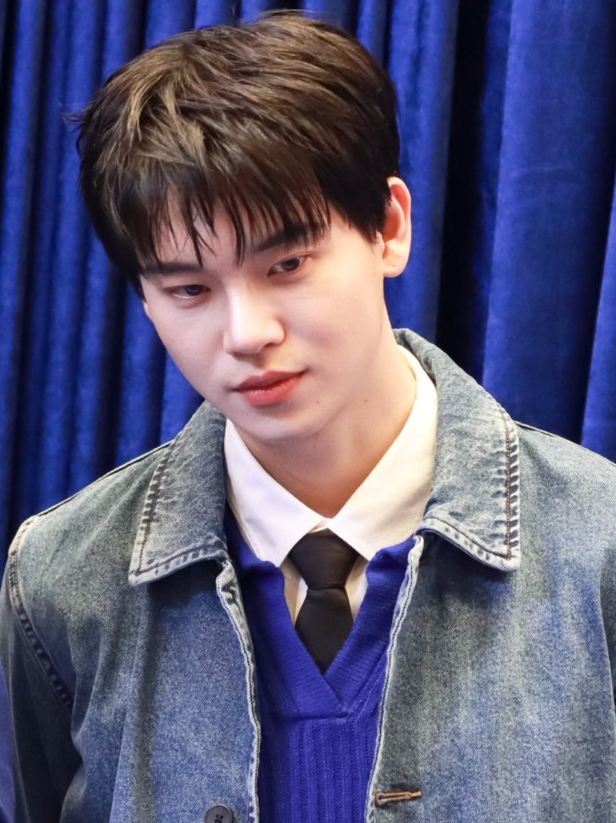 backsmall0000's tweet photo. หยิ่นหล่อมากกก 😭 #yinyin_anw https://t.co/5DlRWwJhdd