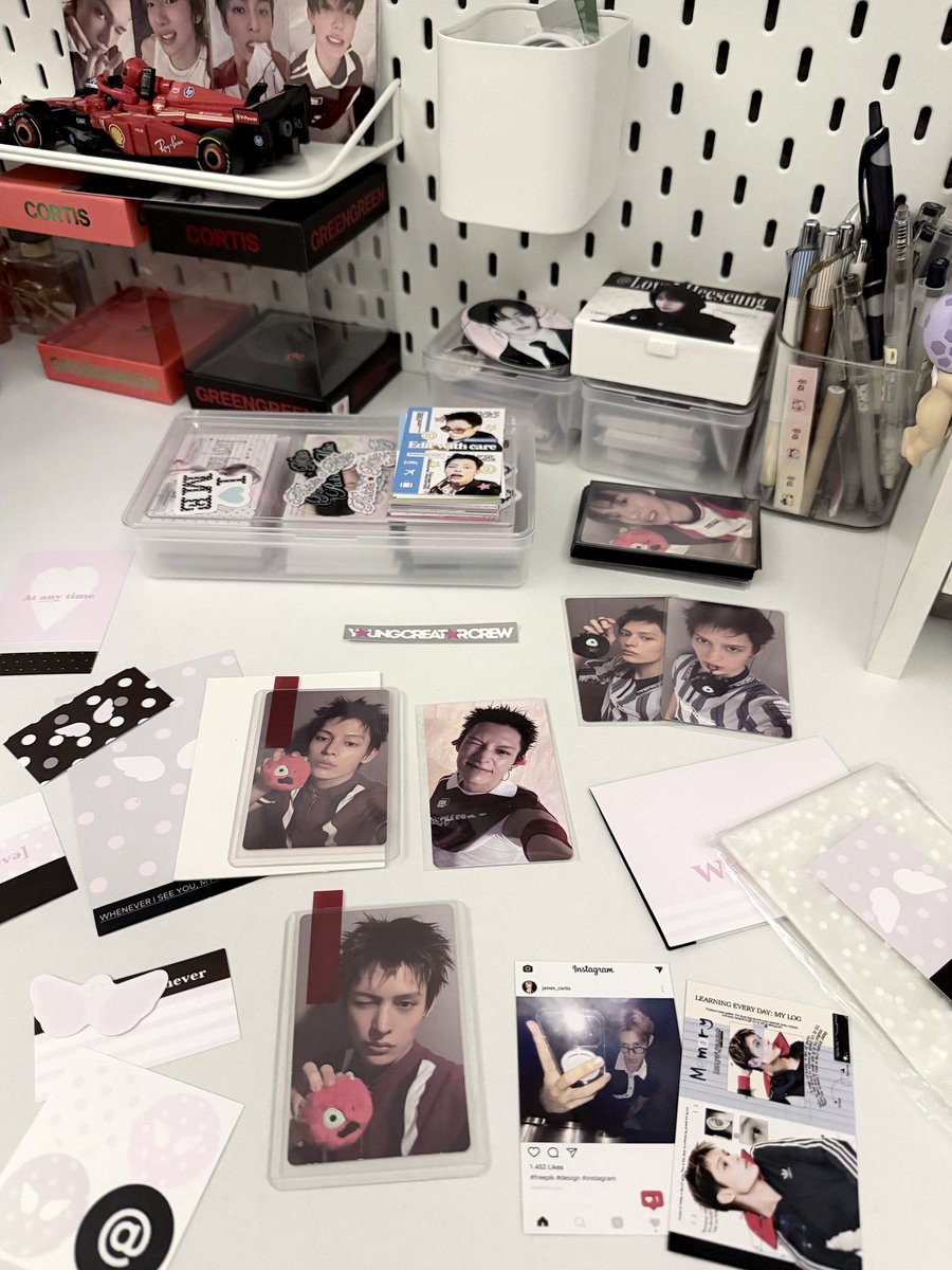 aceskeon's tweet photo. packing my most favorite part 🧑🏼‍🩰🧑🏼‍🩰 https://t.co/MKpm5wOnW0