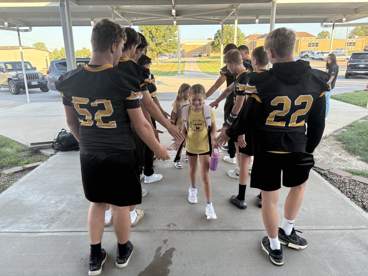 MarcelineTigers's tweet photo. Congratulations to our Youth Captain Dre Roper for being selected to join the team for tonight’s coin toss https://t.co/mZblNaJdwL