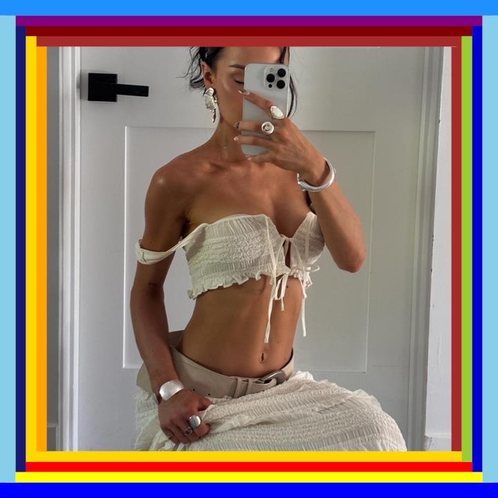 MollyAdams64838's tweet photo. birlikte https://t.co/Zj30iZJGBP Kalbim seni görünce hep aynı heyecanı yaşıyor. 
@乂esCort乂@
 💫 #izmir #izmirbayan #karşıyaka #bayraklı https://t.co/6FDKdxOh0Q https://t.co/qofaQ5SwUH
