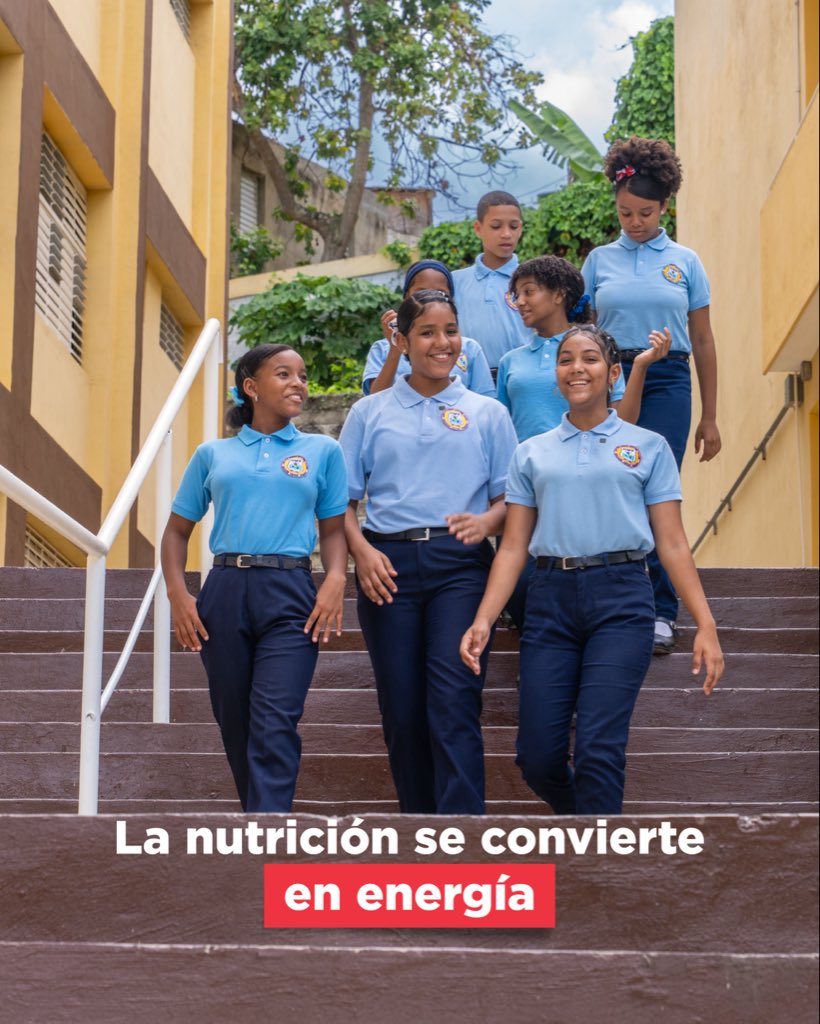 INABIERD's tweet photo. ¡El PAE 🥗 acompaña cada día a nuestros estudiantes!

A través de nuestro Programa de Alimentación Escolar 🍽️🎒, llevamos a los estudiantes los nutrientes y la energía 🔋que necesitan para crecer, desarrollarse y disfrutar cada jornada.

INABIE: Bienestar que trasciende 🇩🇴

#INABIE #BienestarQueTrasciende #PAE #AlimentaciónEscolar #NoDejéNiUnChin