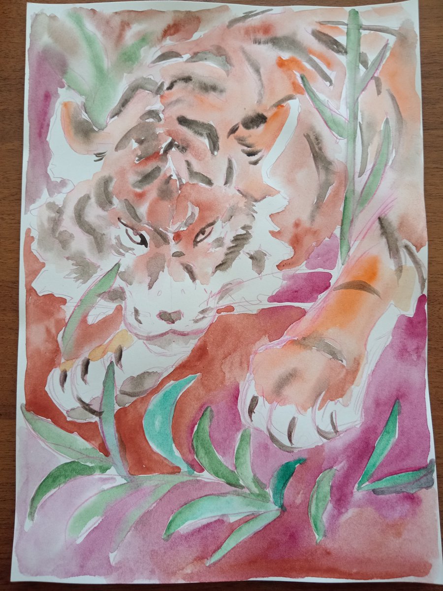 Varvaravhmy's tweet photo. My sketches for batik. I did it in a class at the institute
#artshare #smallartist #artmoots https://t.co/6OjuRjLbhI