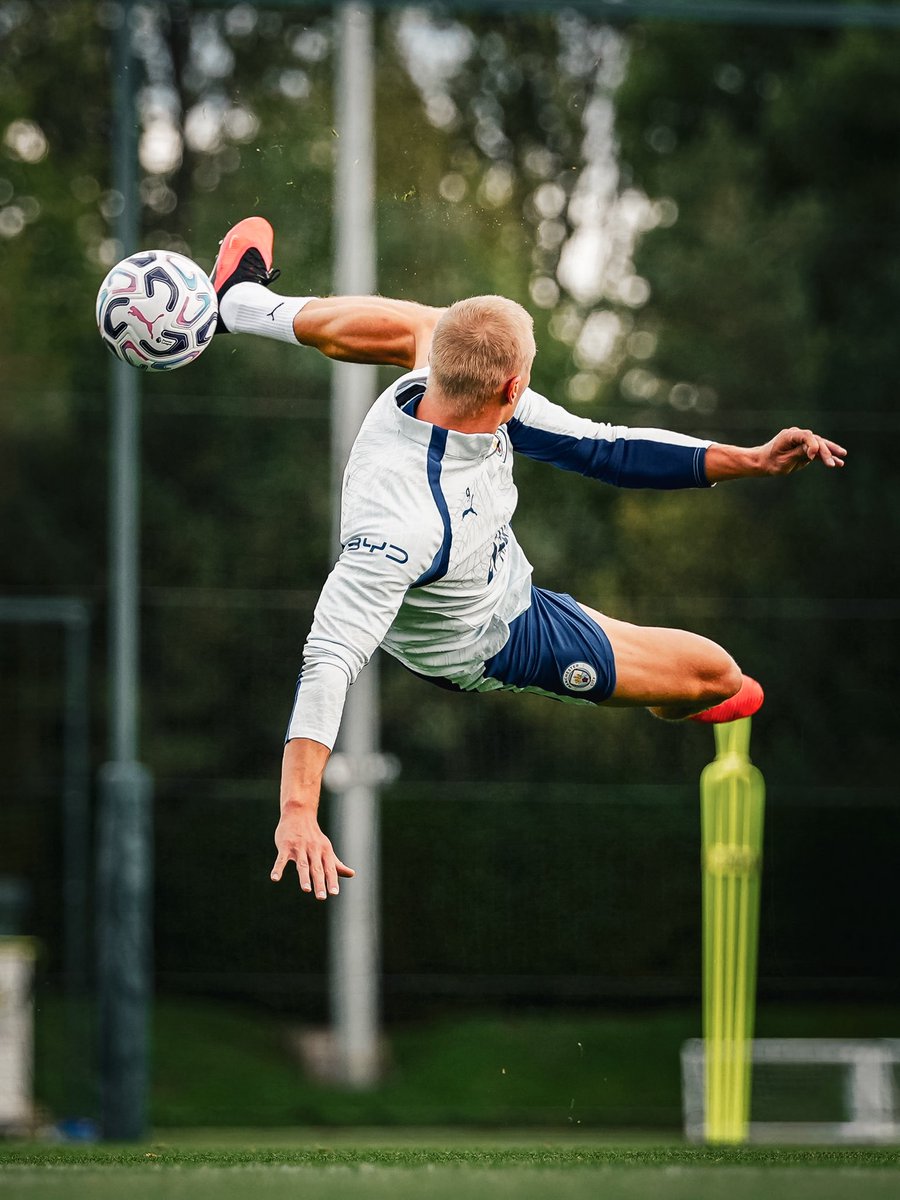 Erling's tweet photo. 🥋⚽️ https://t.co/IERVOFIC20