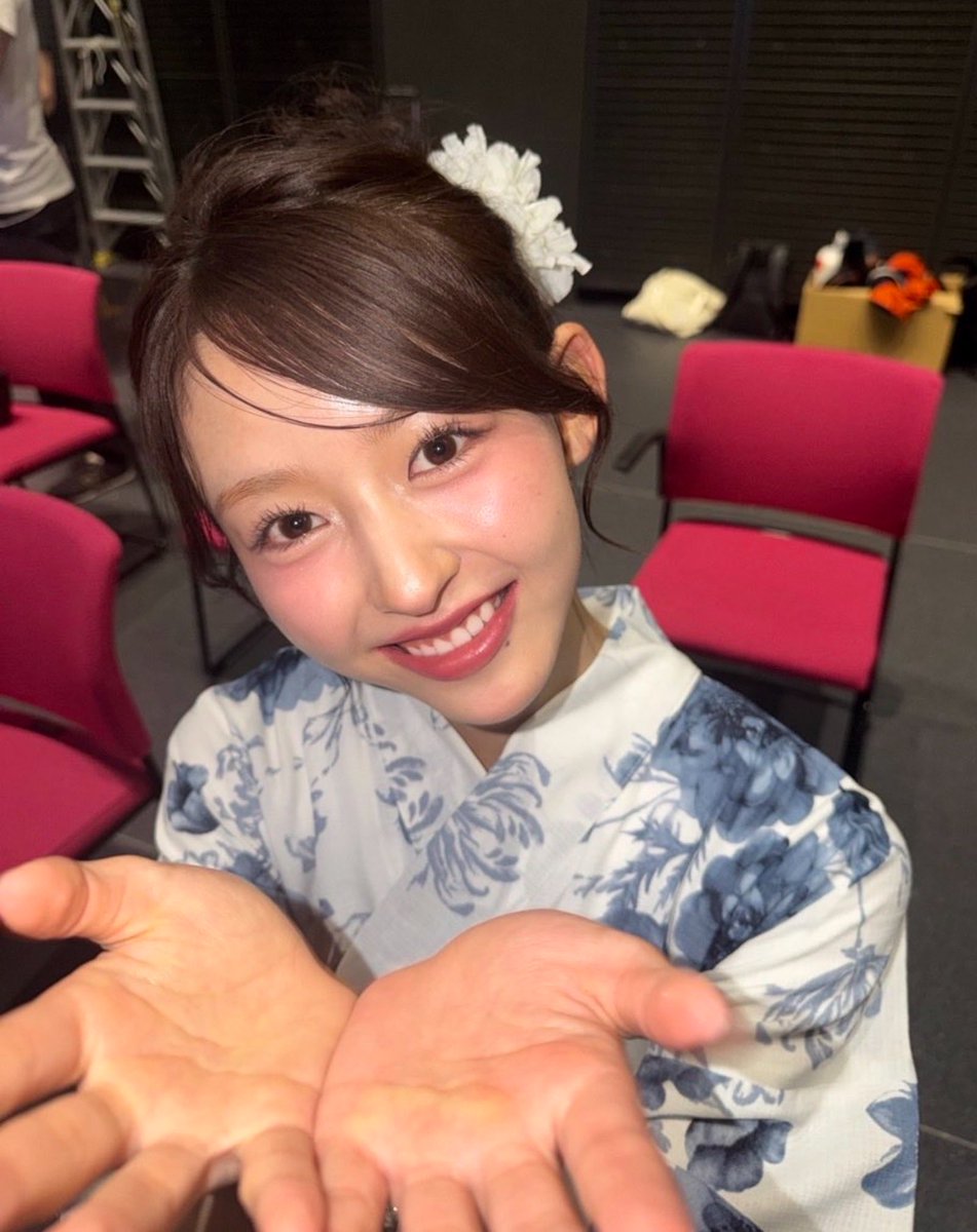 psbw9g's tweet photo. りのん足も人気だけど顔もえろい💕
顔マンのくせに近づけすぎ💢💕
ドロドロにして喉奥がんつきしてやる💢💕
#りのん https://t.co/NcXUeapEPX