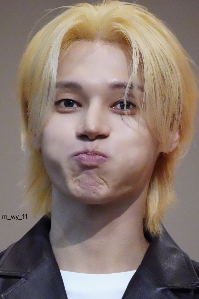 JWYcomfort's tweet photo. Wooyoung in fansign today said they were bleaching his hair until 4am 😭😭😭😭😭😭 https://t.co/fa8KCHjL75