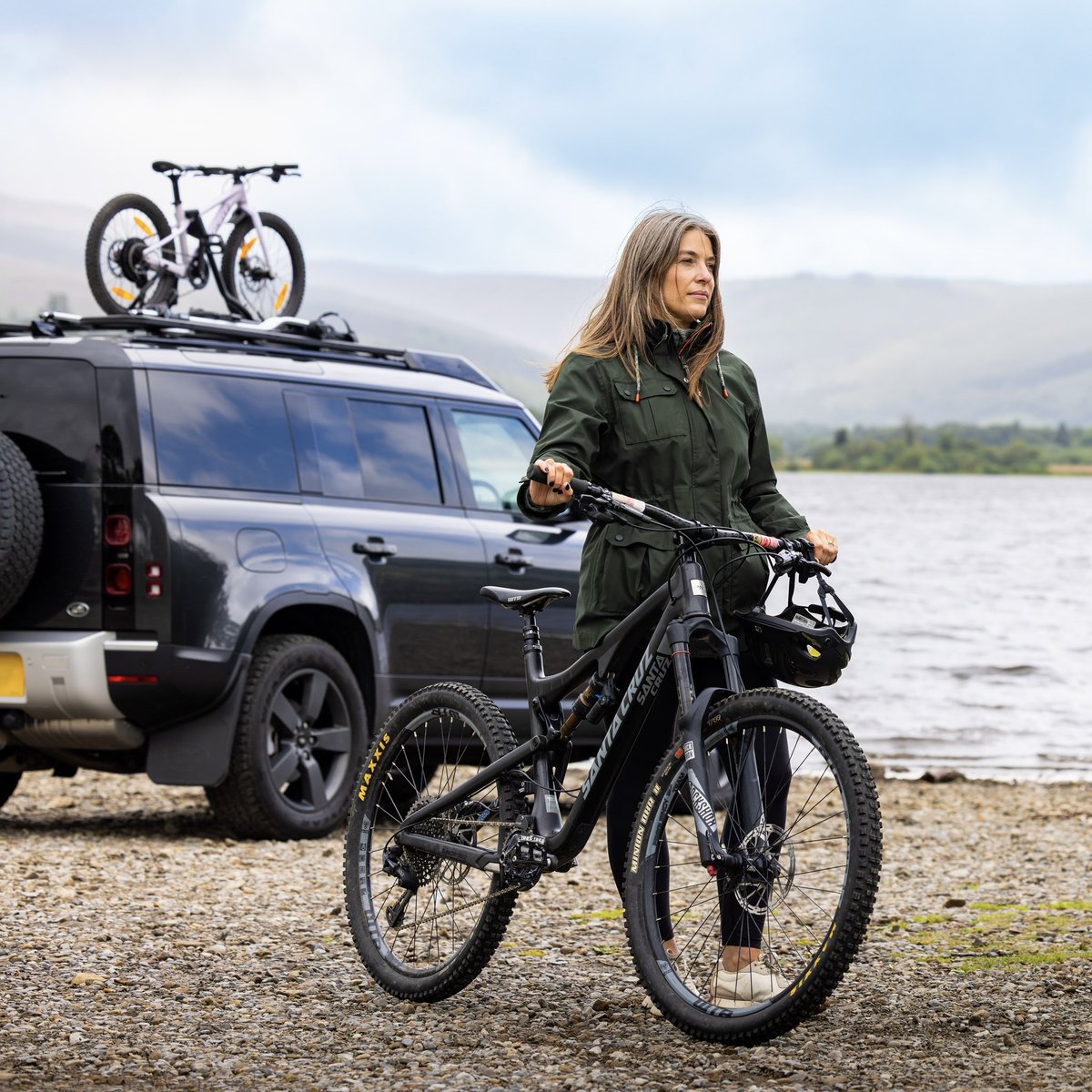 FALKNuk's tweet photo. DEFENDER
Upgrade your Land Rover Defender with a FALKN roof rack, engineered in Britain for all your adventures. 🇬🇧
Autumn road trips are calling! 🍂
#FALKN #RoofRack #Adventure #LandRover #Defender https://t.co/Ks5kCzx2NS