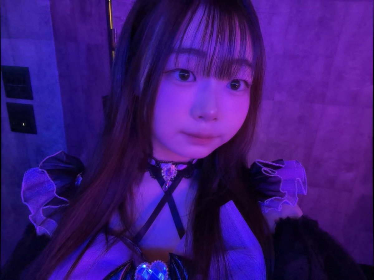 chiroru_choco77's tweet photo. 23- しゅ！
体調不良で激悪コンディションだけど、頑張るから遠隔とか予定とかでお外から連れ戻してー߹𖥦߹ https://t.co/eqAkjEuDJr