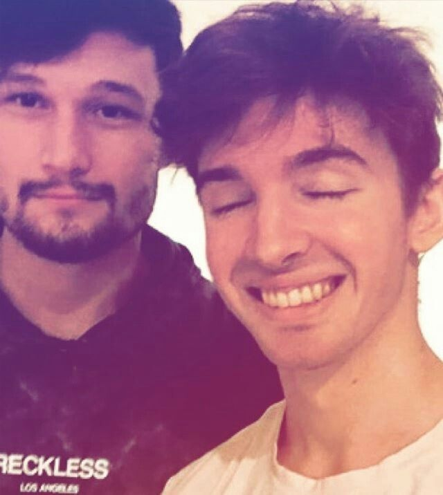 phirefoxs's tweet photo. can i just say something..?

#jalbert #jayingee #flamingo #flamtwt https://t.co/xzLanqNwAP
