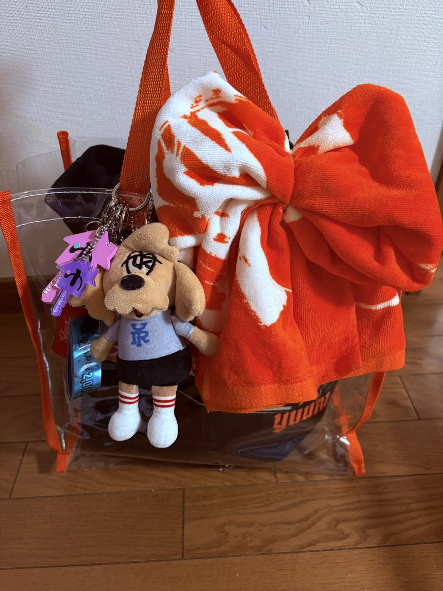 02__yuurin's tweet photo. 参戦準備🎤準備完了したー！🧡ོ

LIVEは娘と2人だけど
せっかくの富士急ならって事で
家族6人全員で✌️✨

明日のLIVE前に既に疲れてそうww
きっとドタバタな1日になるだろうw

#優里くん
#コニファーフォレスト https://t.co/lRN8AU5UZk