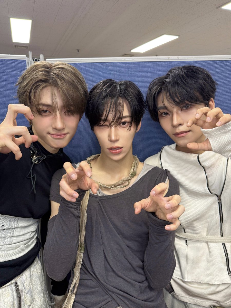 su63yx_'s tweet photo. 今日のサンヒョン、お兄さん感すごい https://t.co/GCCwvaXS2Y