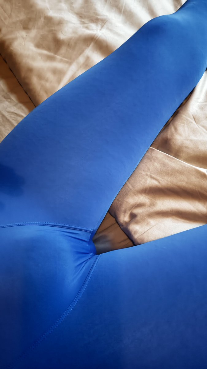 Gay_scotsman's tweet photo. Can't beat a bit of silky smooth lycra #lycra #fetish https://t.co/VPMZAKogy9