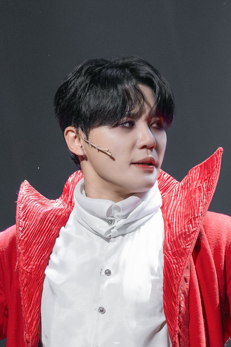 1215_hyun's tweet photo. 260901 뮤지컬 #드라큘라 커튼콜데이 (NOL)

#샤큘 #김준수 #시아준수 #XIA 

업로드 완료🌹https://t.co/mazdnSp86x https://t.co/USoCFTAQpy