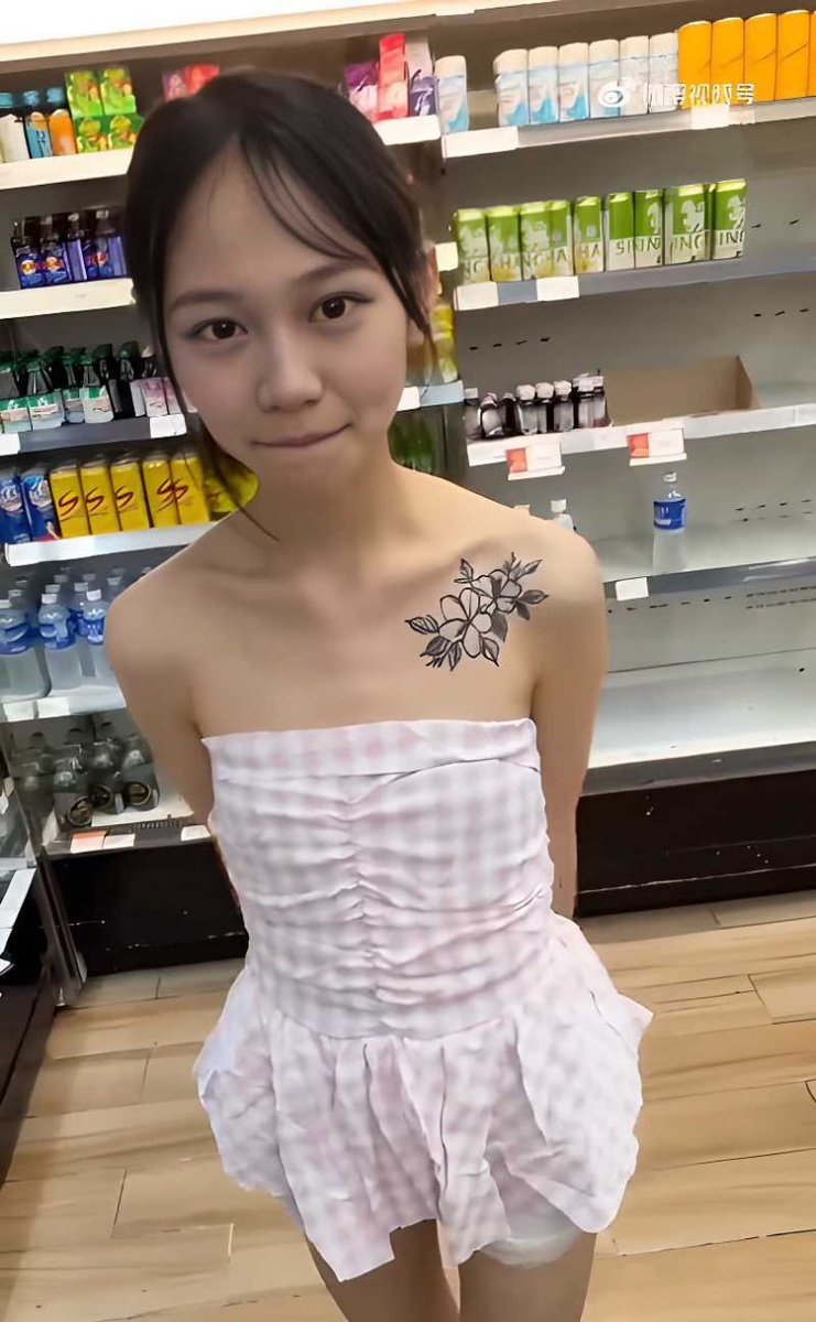 100001abc's tweet photo. #Gattouz0 #美乳 #白虎 #调教 #内射

推特最近爆火的中东炮王Gattouz0/gattouz，拿下中国女孩，身材超赞，甜美又调皮，娇小的身材和高大猛男反差感拉满，狂插骚穴娇喘不断中出 https://t.co/JUw8LLW8Wq