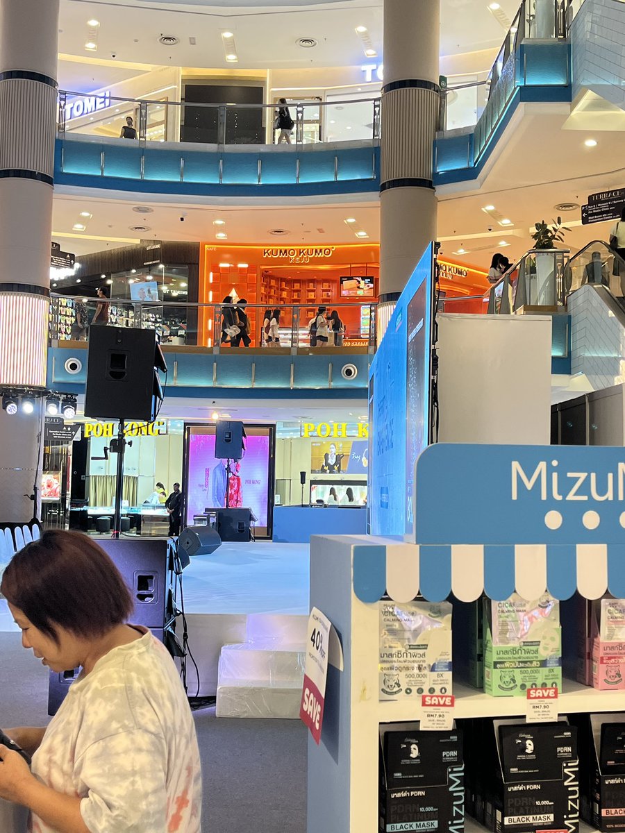 zzzsatalistic's tweet photo. LG2 view （if first row） https://t.co/vsTXkdVerU