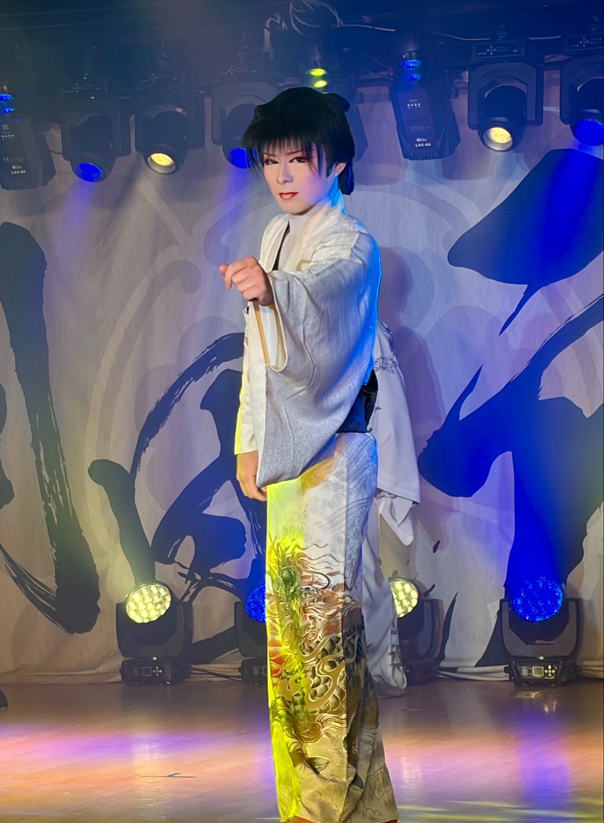 aa10kk17's tweet photo. 2026年9月公演🪭
前回と役替えしたお芝居🪭
今日も大爆笑🤣🤣🤣
特選狂言のお芝居並みのロング🤣

#劇団戸田
#戸田ゆうた 座長

ゲスト✨
#紅翔太郎 さん
#優木直弥 若座長

#尼崎遊楽館 https://t.co/uRJkCVagtu