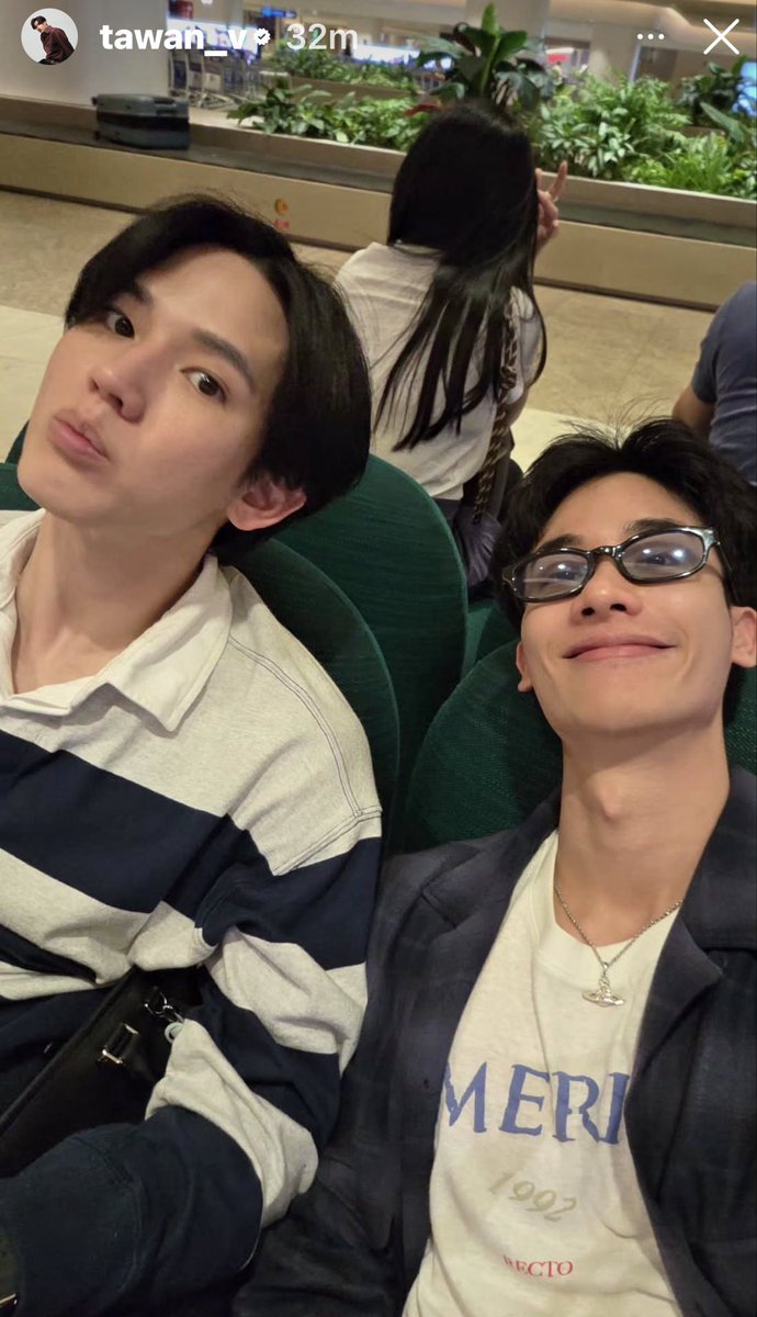 AoyTanakarn's tweet photo. Day1 SG #เตนิว https://t.co/sk9Z4jdLFH
