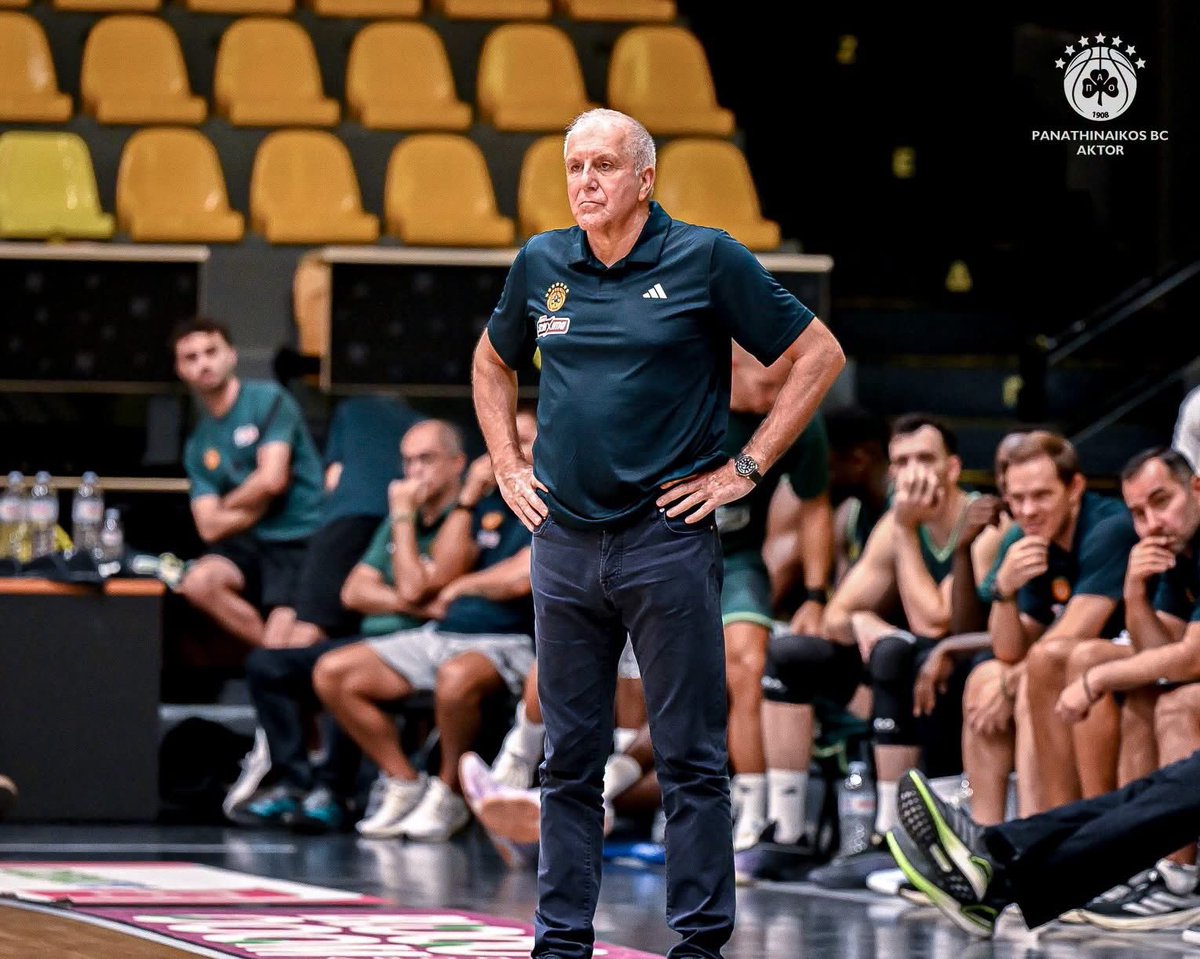 mprintezis's tweet photo. 14 χρόνια μετά! #paobc #zoc https://t.co/j5cxduG0Iy
