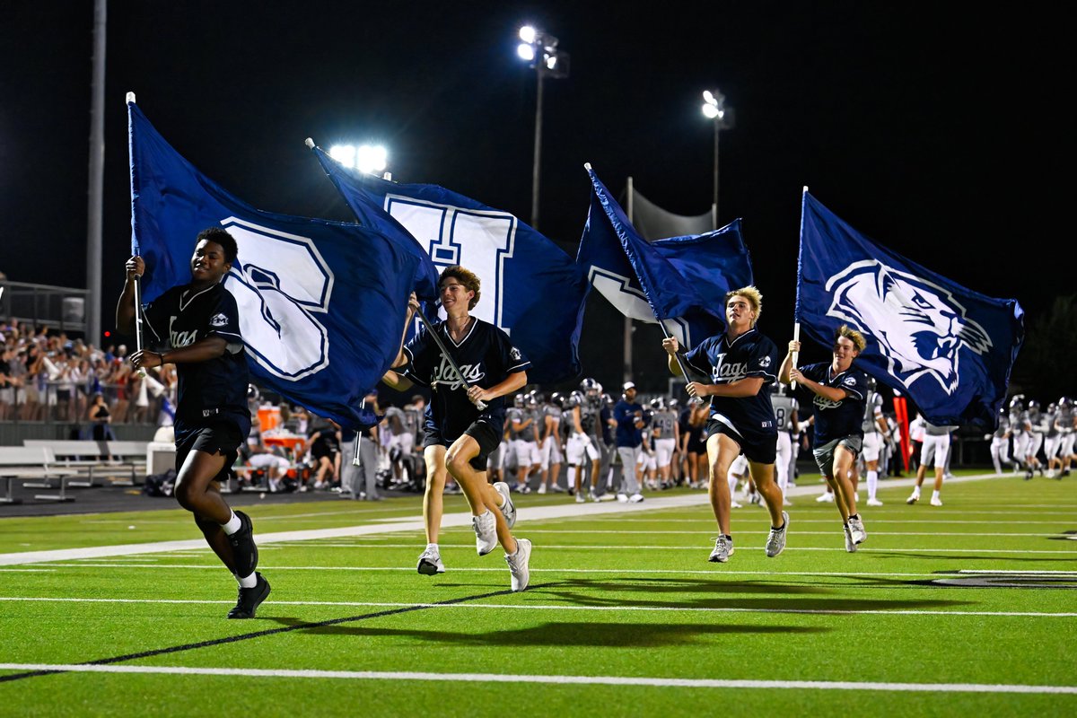 lorenziniphotog's tweet photo. One of the highlights from the Flower Mound game last night was @baron_sampson and his pinpoint touchdown pass to @Treybrown645 for the 97 yard score. No way the photographer was running 110 yards for the celebration photo so please enjoy @fmjagsbaseball with the flag run! https://t.co/IL6BGBQkPG