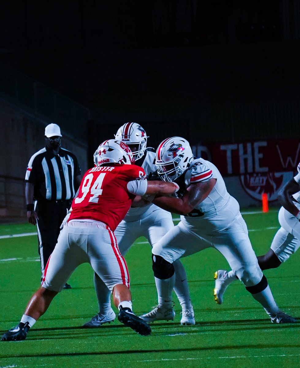 TerryBrister94's tweet photo. GAME DAY‼️‼️‼️ Vs Dickinson at Sam Vitanza stadium @ 7:00 pm @Katyfootball #BleedRed🩸 https://t.co/4CeWd9Zlpq