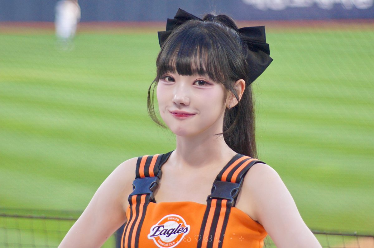 9_8ss's tweet photo. 예쁜여자의축복은끝이없는법

260903 수원
#지아영 https://t.co/fJUyVg5frZ