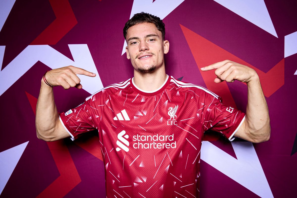snappedlfc's tweet photo. Flo 🇩🇪💫 https://t.co/dckA2bIW80