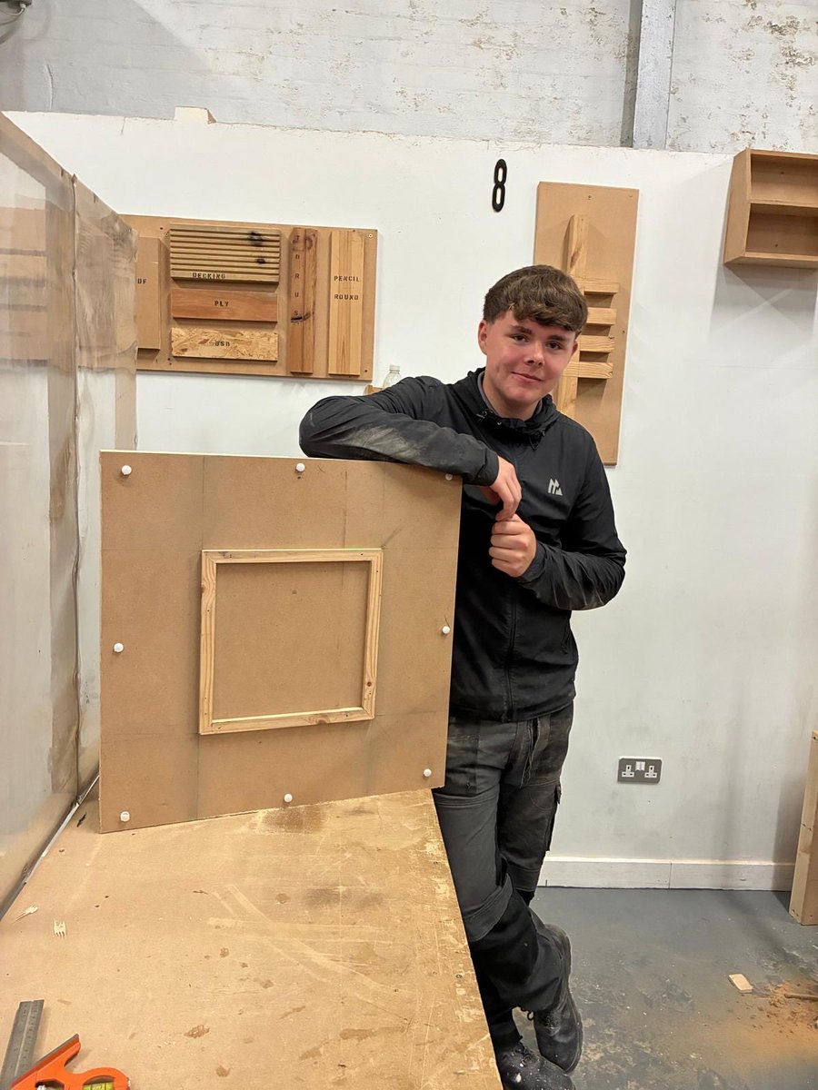PathwaysNLC's tweet photo. 🌟Working Hard🌟
Our youth are smashing it out the park, already passing their first Bricklaying assessment and some already passing their first part of Carpentry and Bench joinery. #hardworkpays  @FirstStepsFT https://t.co/zdAeSfGTO6