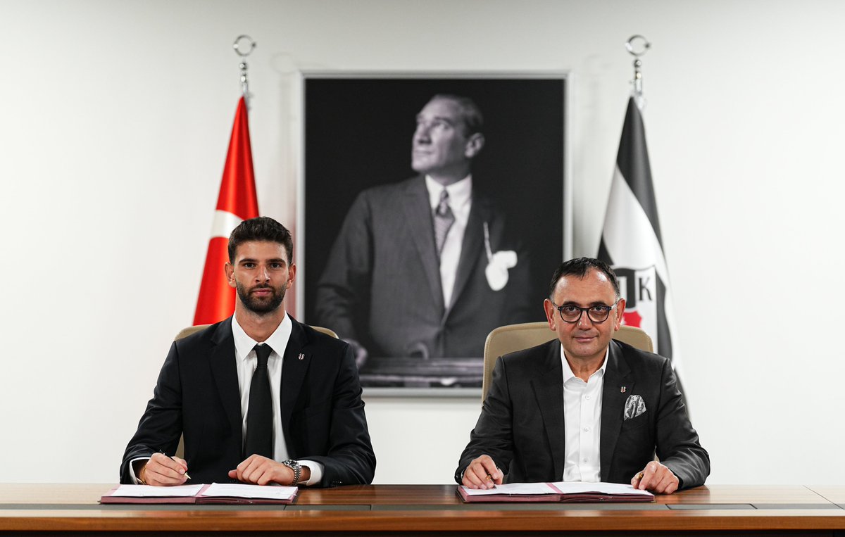 Besiktas's tweet photo. Ümit Akdağ ✍️🦅 https://t.co/6MoqNNQVoG