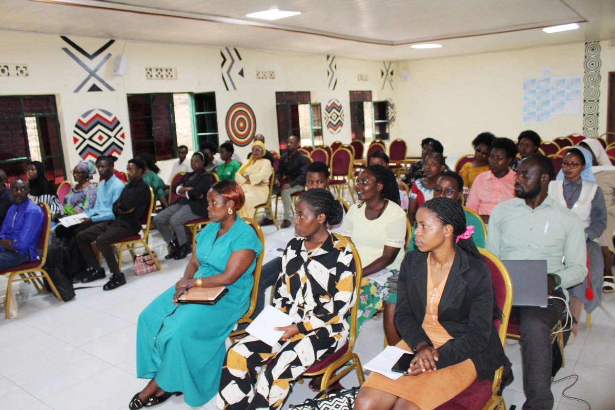 NyanzaHospital's tweet photo. Today, concluded a four-day training on the integration of Multiple Micronutrient Supplements (MMS) into Antenatal Care (ANC) services.
The training brought together health providers from Health Centers and Health Posts providing ANC services in the District.... https://t.co/zFrPlWtAOV