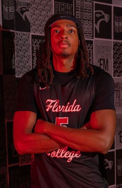 CoachBBurn_12's tweet photo. #5 Kenny White Jr. 
Junior  Wing  Dallas, TX https://t.co/dVVgQV3zeC