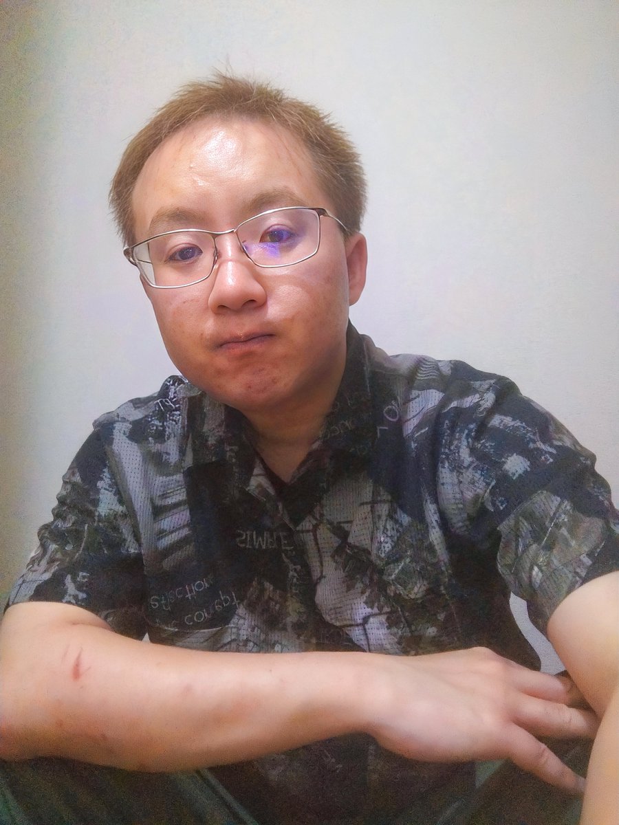 wm_anklet03's tweet photo. 本日は職場の仲良しとちいかわ映画(2度目)からの焼肉、酔っ払い自撮りの1日でした https://t.co/kw6RVX17Qp