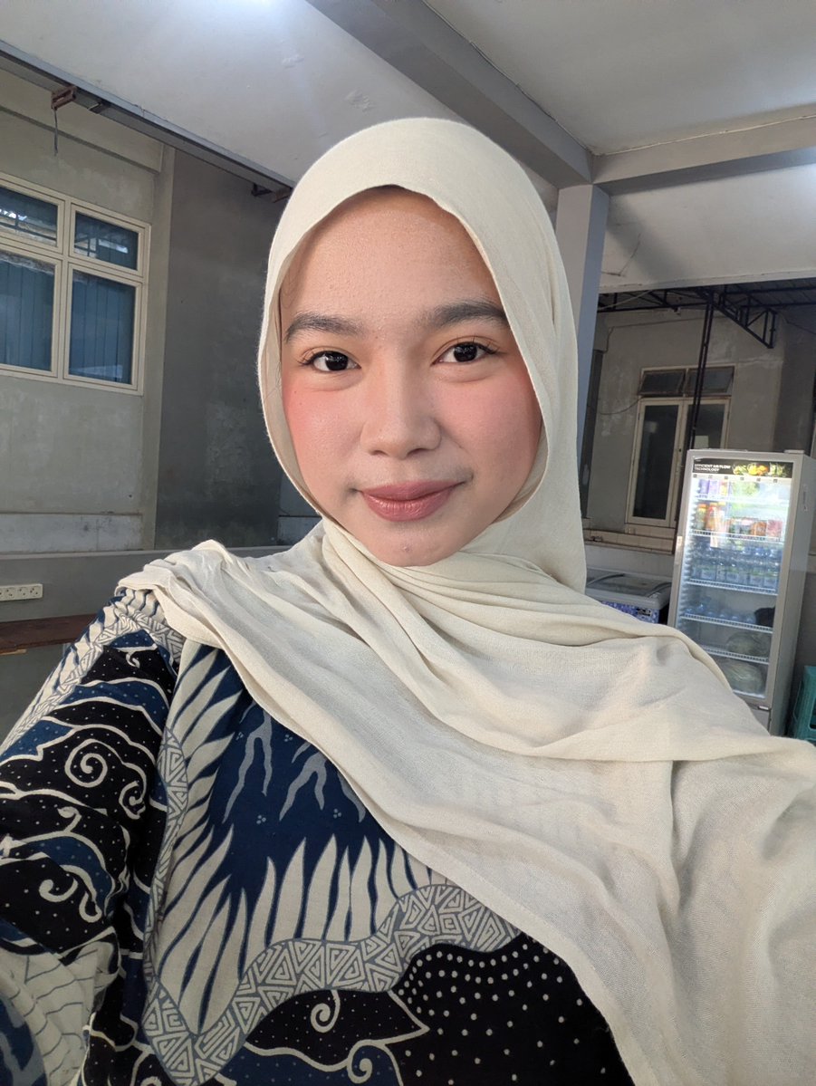 saadistyc's tweet photo. morning person bgt tuh gw tadi pagi jam 07.00 ready alias gw lg suka posting posting skrng... hehe https://t.co/Hm2TjAJk0H