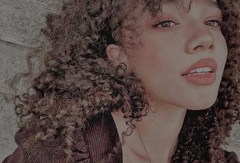 B00KSCLEVERNESS's tweet photo. -
        hermione j. granger. seventh
        year and beyond. bookworm.
        rule enthusiast. activist. 
        an independent portrayal
        written by #нуℓια. https://t.co/BaDqjN8ZBJ