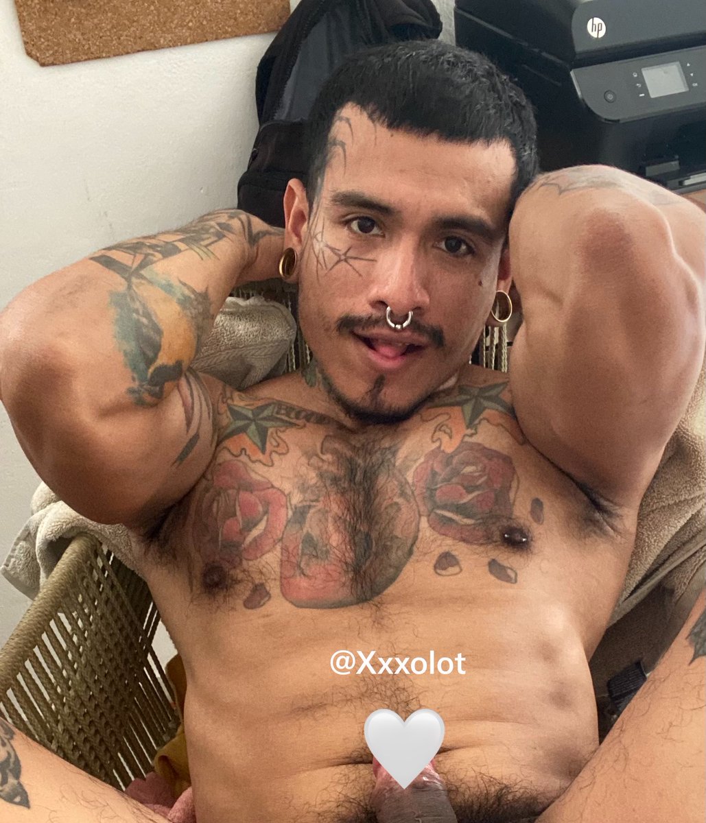 Xxxolot's tweet photo. Bienvenido el nuevo suscriptor ,
Nos vemos en el Telegram 😛🫶🏾 https://t.co/GXorRNn7qa