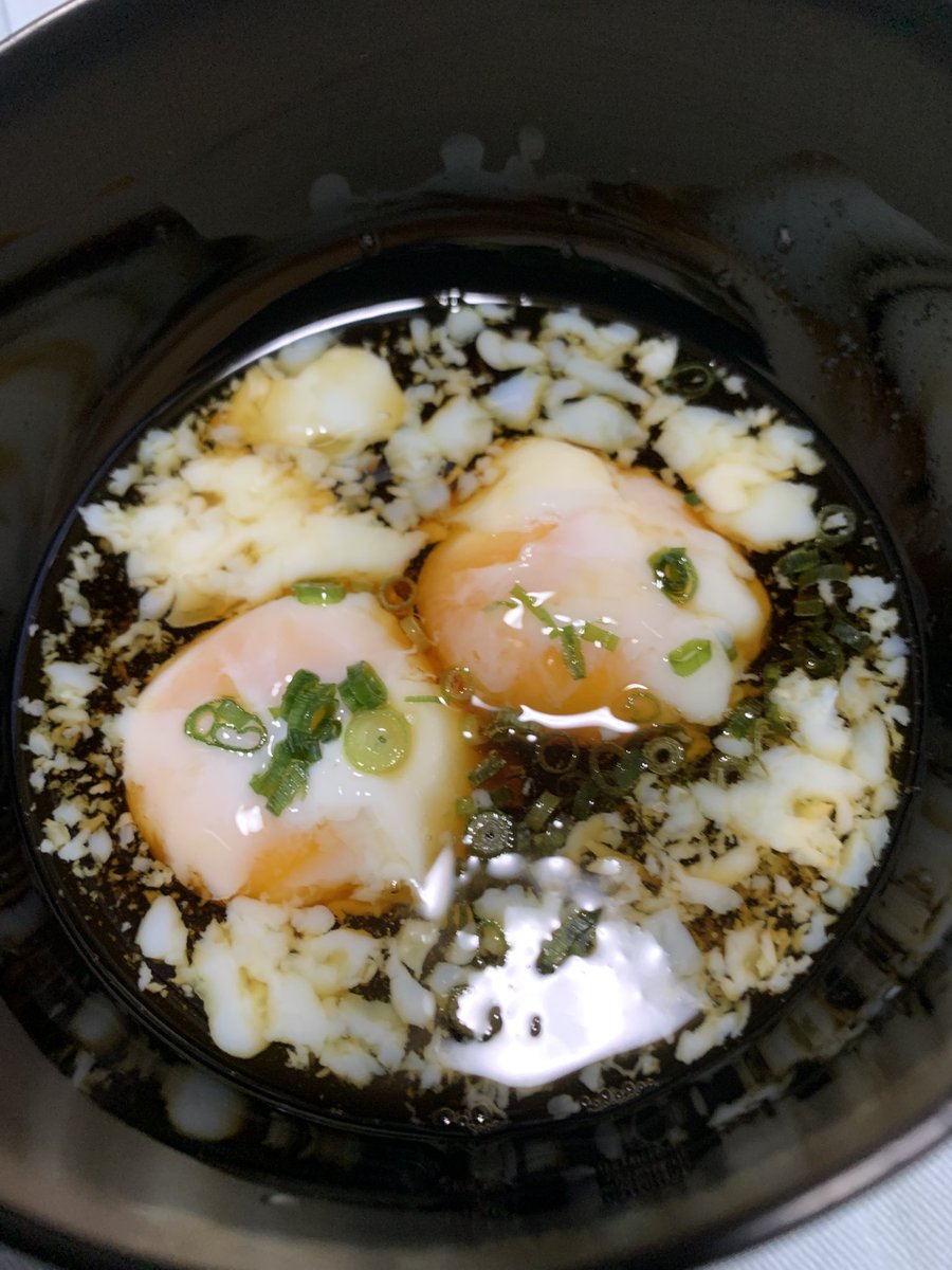 FOX1172's tweet photo. ざるラーメンin温玉 https://t.co/iUsn3cAQC9