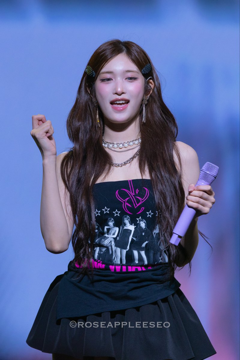 roseappleeseo's tweet photo. 260904 😗😗~

 #IVE #아이브 #LEESEO #이서 #イソ
@IVE_twt https://t.co/44jrxgEhK0