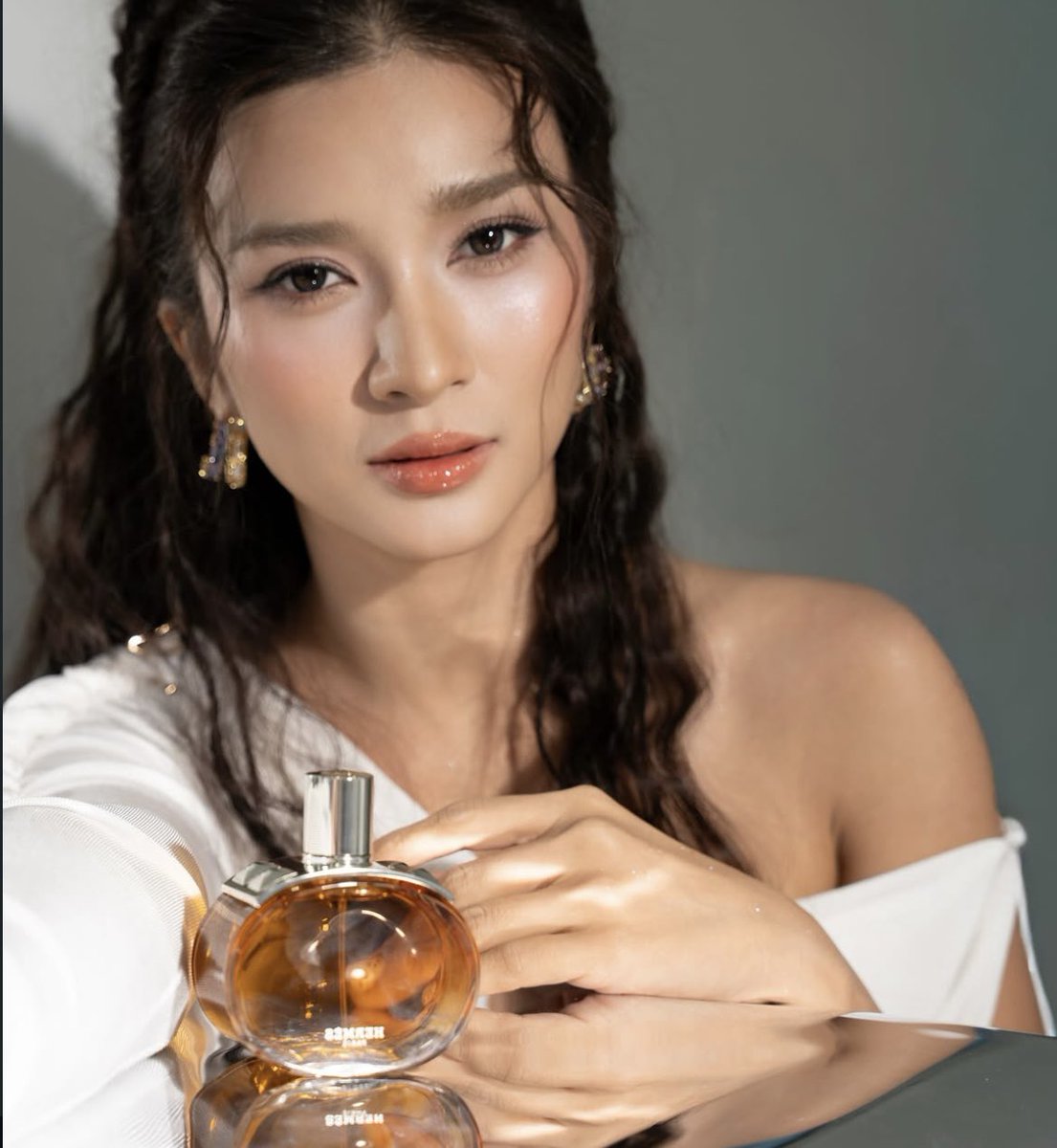 adslatui_'s tweet photo. i choice this one ✨

@Hermes_Paris
#ศิลปินดีเด่นศิลปินศิลปินดีเด่นศิลปิน #HERMES #KimTuyen #NSUTKimTuyen https://t.co/sg55IWgETp