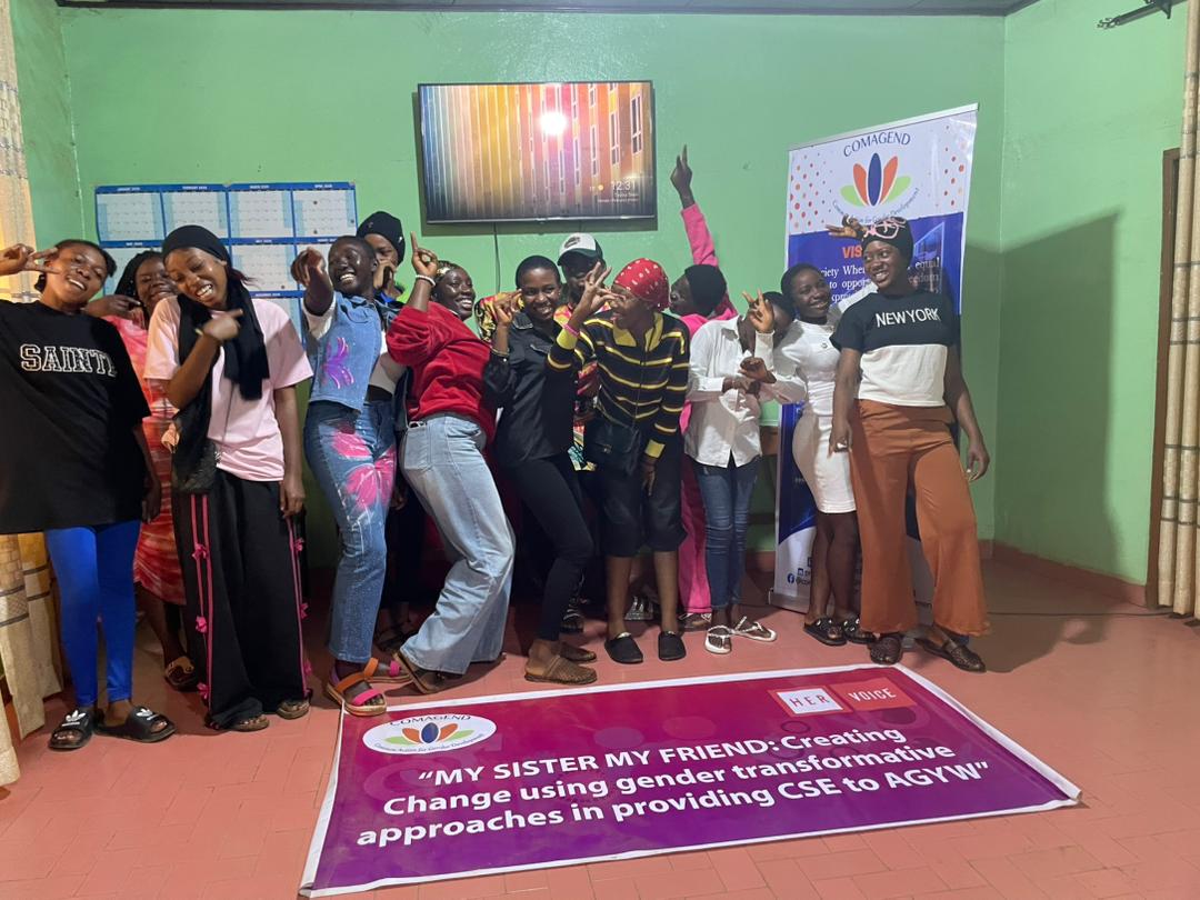 ActionGender's tweet photo. It started w/ 8 girls. By de end of 4 weeks, it grew 2⃣ 17. 
👧 4rm diverse backgrounds gathered 2⃣ understand #CSE, self-care &amp; personal safety.
De magic? Dey kept bringx deir ,"My friend needs 2 hear dis too."👭
Wat started as a workshop grew 2 a safe space 4 buildx confidence https://t.co/tXtDTvr7HK