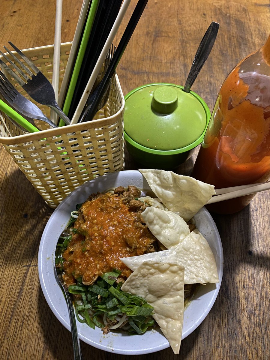 yyusuf12_'s tweet photo. mie ayam = sempurna gaada letak kurangnya https://t.co/kNEj5FkTRc