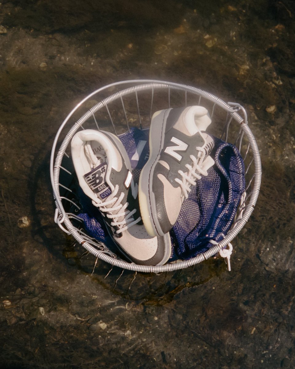 nbnumeric's tweet photo. A nod to New England heritage, the quahog-inspired 480 from @WeAreCivil 
Now available at skate shops. ⁠ https://t.co/zpqg14b1pm