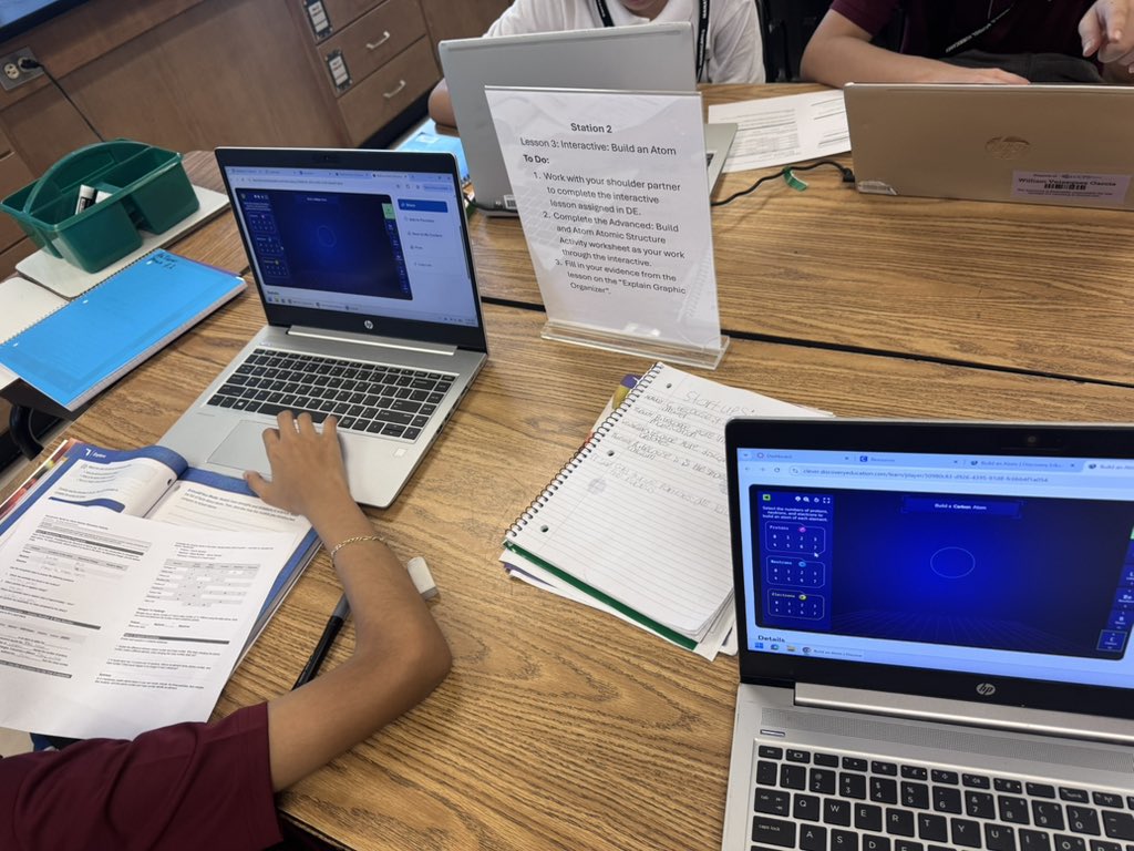 ScienceWithMoss's tweet photo. 8th grade did such a phenomenal job on their atomic structure stations this week! They’ve collected so much evidence that will help them revise their initial models and claims! So proud 🥹 https://t.co/gT4GtZdnDn