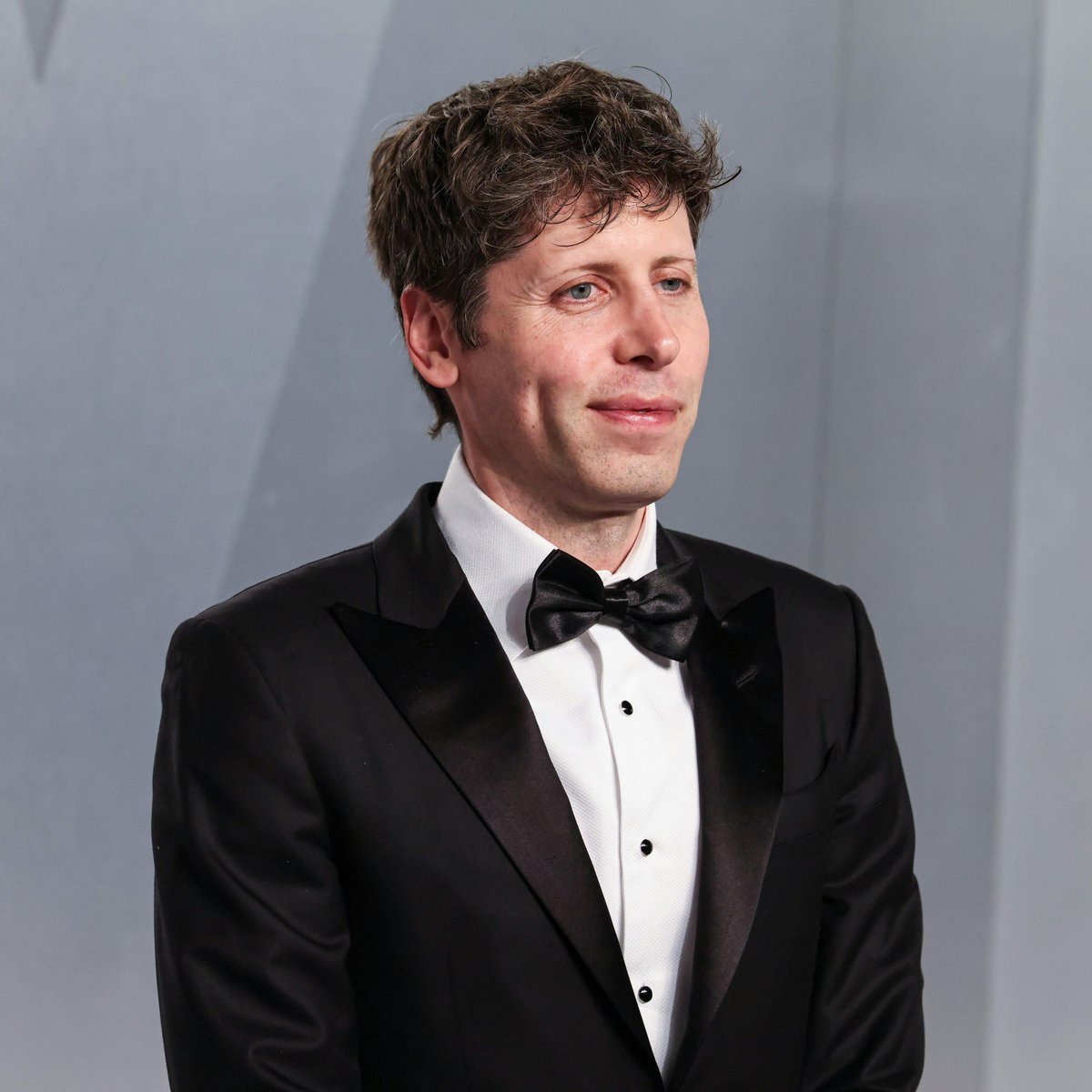 bosunatiklama's tweet photo. OpenAl CEO'su Sam Altman:  "Kaliforniya'da üretilen bir badem, 38 bin ChatGPT sorgusundan daha fazla su tüketiyor." https://t.co/ZVb6F4ohnc