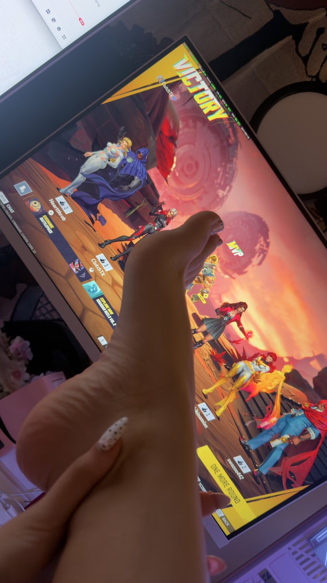 meowranaa's tweet photo. pov: ur queued w me and i send u pics like this https://t.co/dSlAGegiJ7